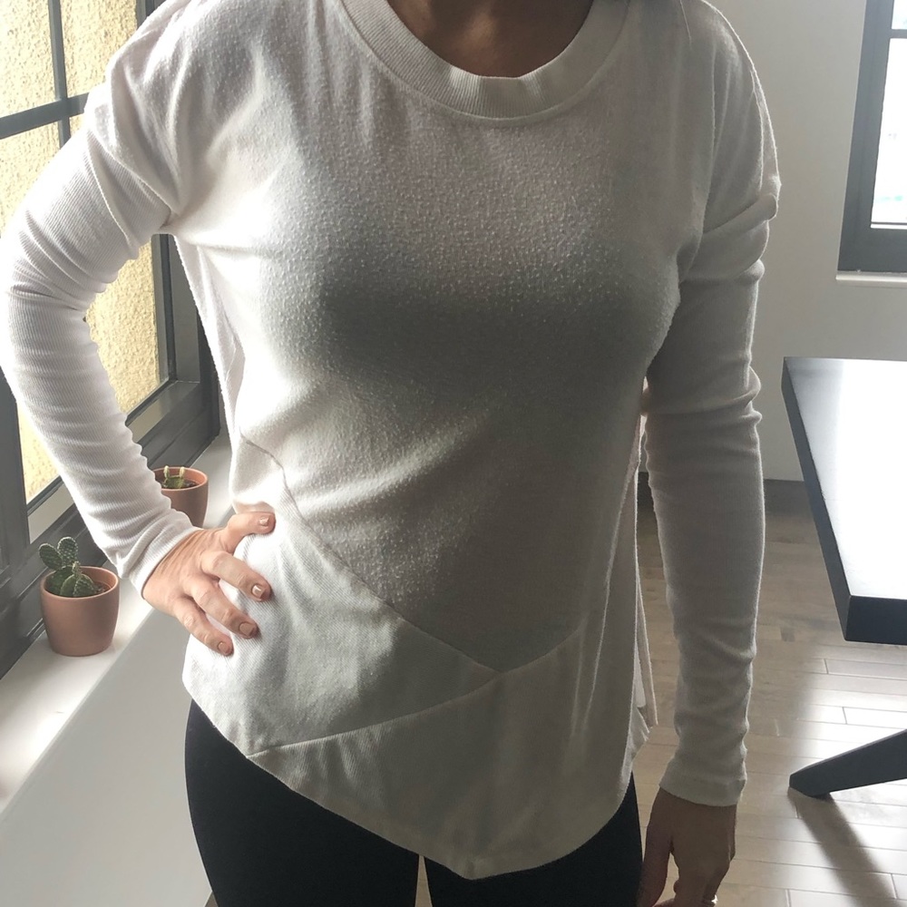 ALO Yoga White Sweater